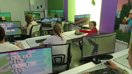 Сделали игру "Гонки" в Kodu Game Lab