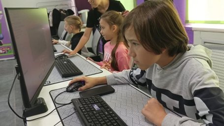 Создаем первую игру