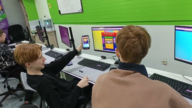 Шахматы и чат ♟