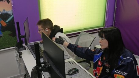 Делаем запросы и задаем вопросы Делаем запросы и задаем вопросы