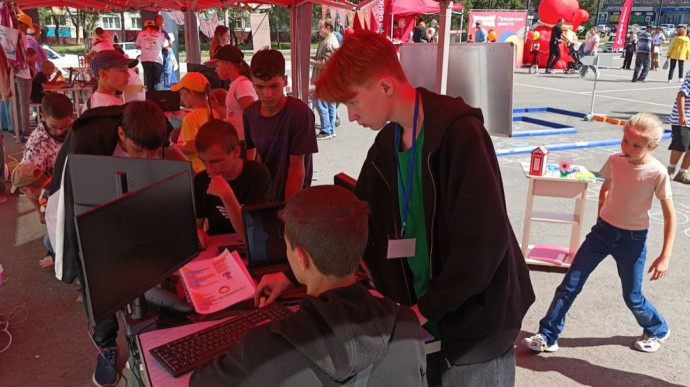 «АрсКодер» на фестивале «Арсеньевская осень» 🍁