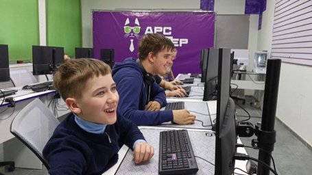 Гравитация работает 🧟 Гравитация работает 🧟